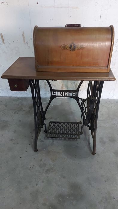 Maquina de costura Singer