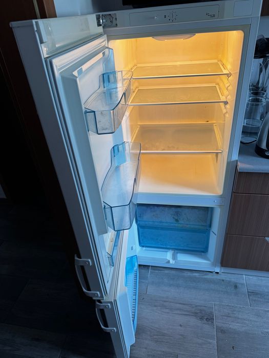 Lodówka Amica 148 cm