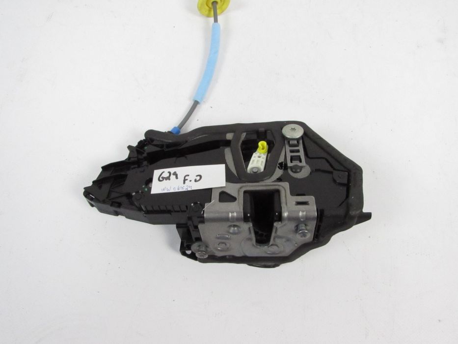 Fecho Da Porta Bmw 1 Ref: 51217956142