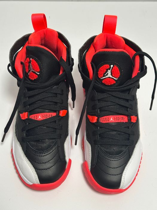 Buty sportowe AIR Jordan Jumpman Two Trey 38