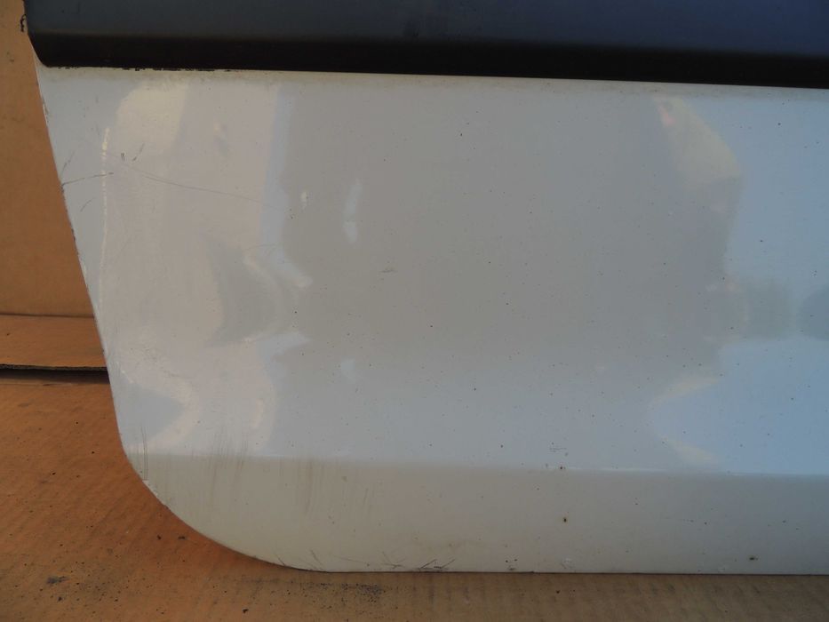 Drzwi przód przednie prawe Opel Corsa D 06,07,08,09,10,11-14 3D Y474