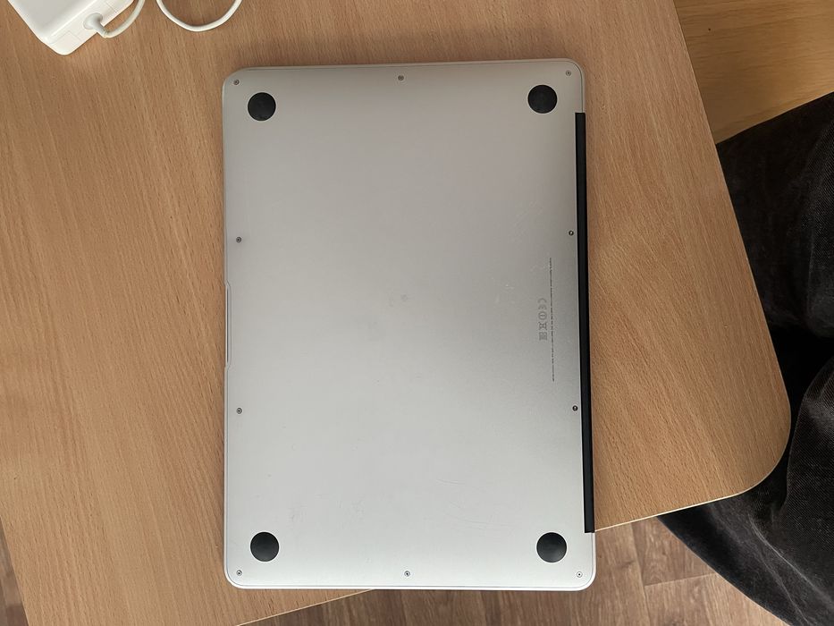 Macbook air 13 a1466 2015