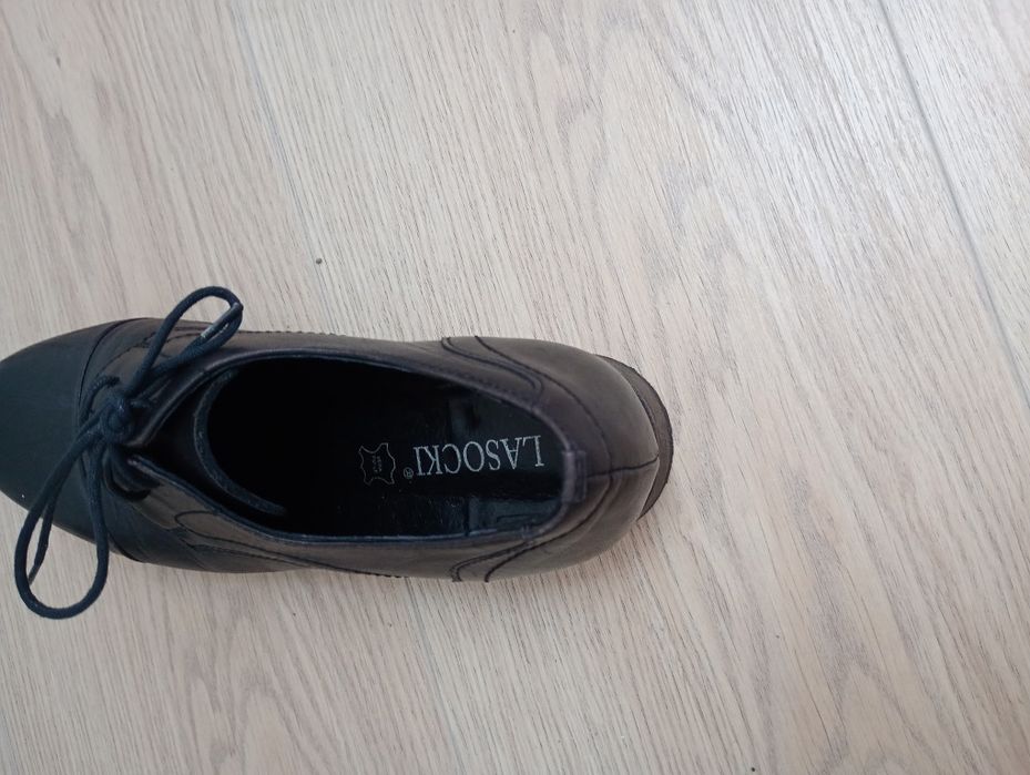 Lasocki buty skórzane