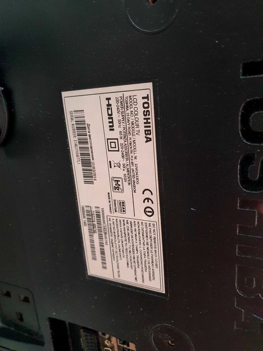 Toshiba 32" led, smart