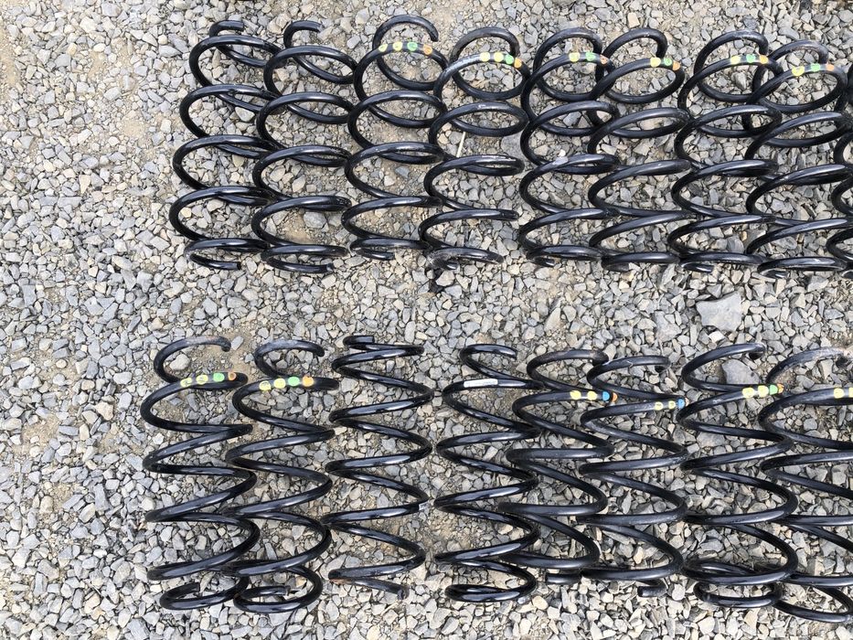 Пружини передние Пассат Б6 передні пружини Passat B6 пружини Пассат Б6