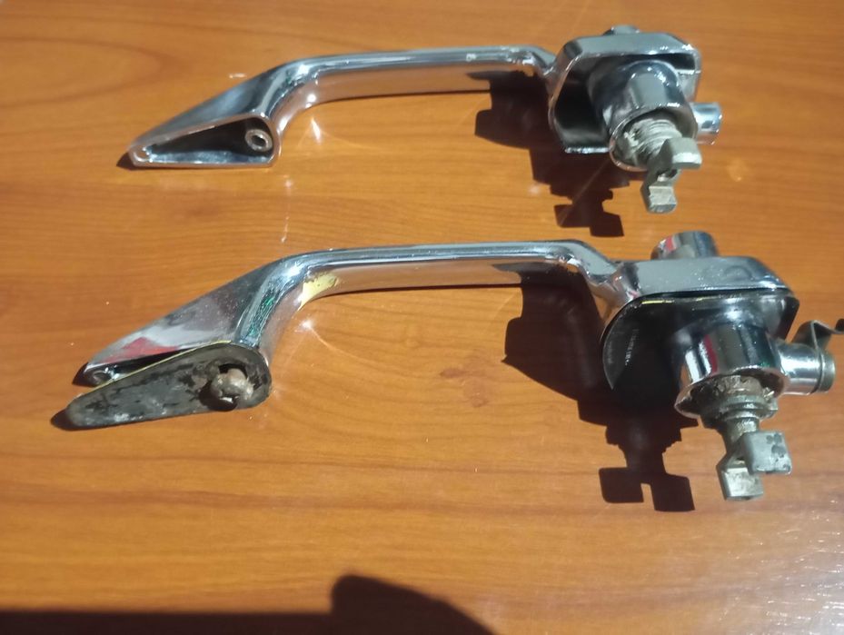 Vendo Peças Originais Mercedes-Benz W114 / W115 (1968-1976)