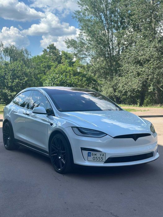 Tesla Model X Plaid