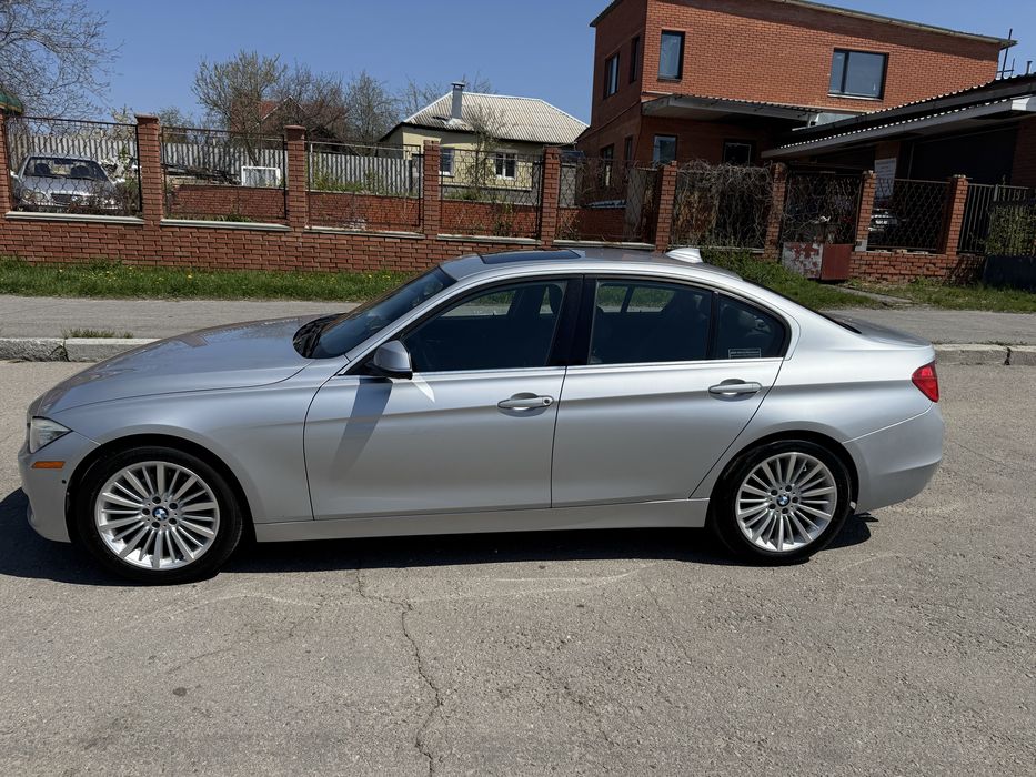 Bmw 328d f30 109 тыс. км  Harman Kardon  ИДЕАЛ