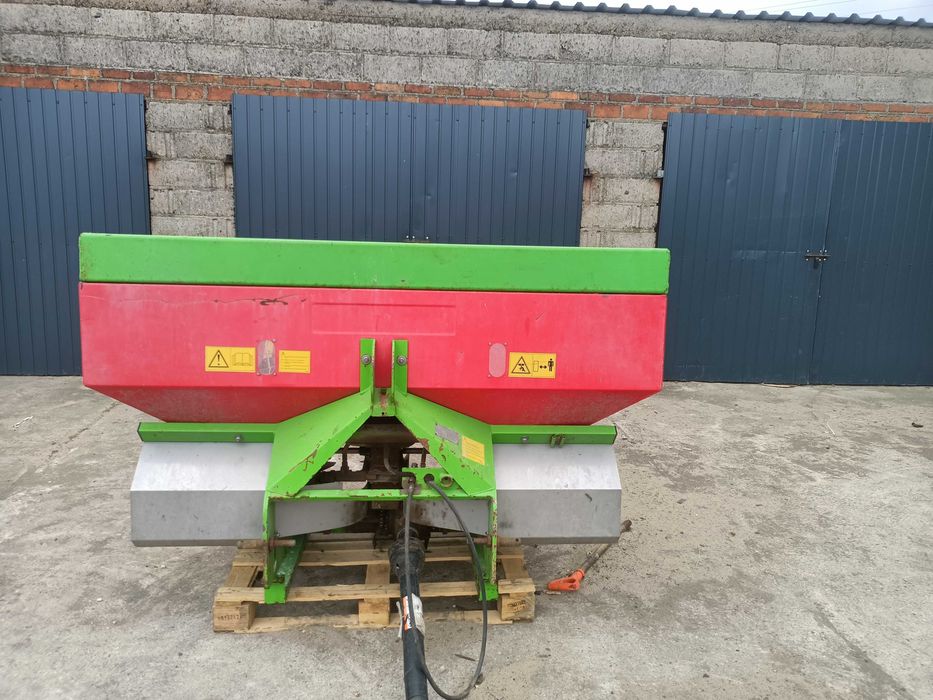 Rozsiewacz nawozów UNIA MX 850