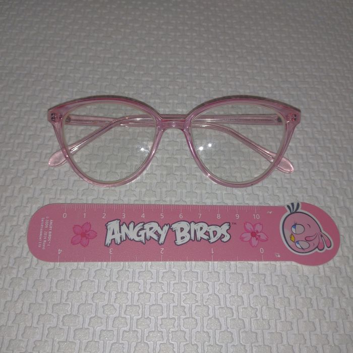 Окуляри з діоптрієм.