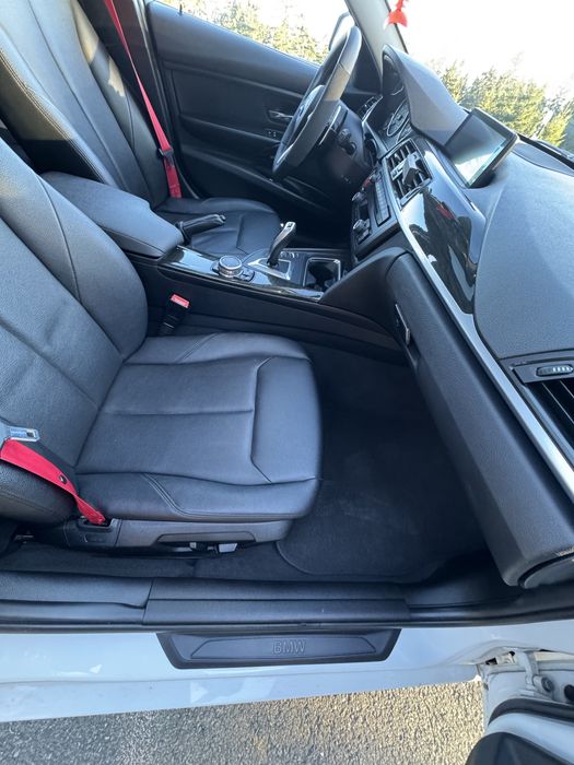 BMW F30 2.0T xDrive 2015, M-пакет находиться в Франкфурті на майні