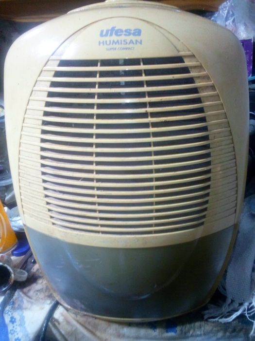 Desumidificador eléctrico  moderno marca ufesa 30€