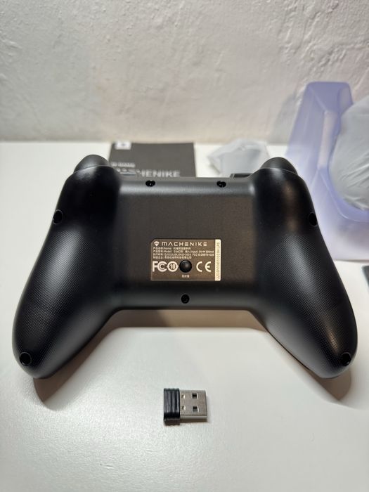 Комплект геймпадів MACHENIKE G3S RGB + підставка та накладки на стіки