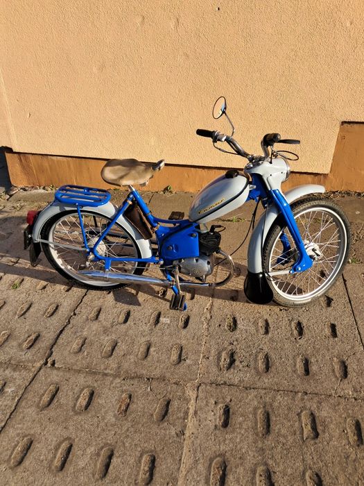 Komar SZTYWNIAK  z 1968 roku