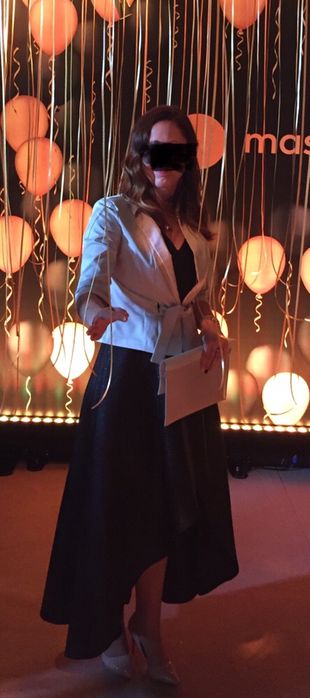 Czarna suknia bal studniówka długa asymetryczna