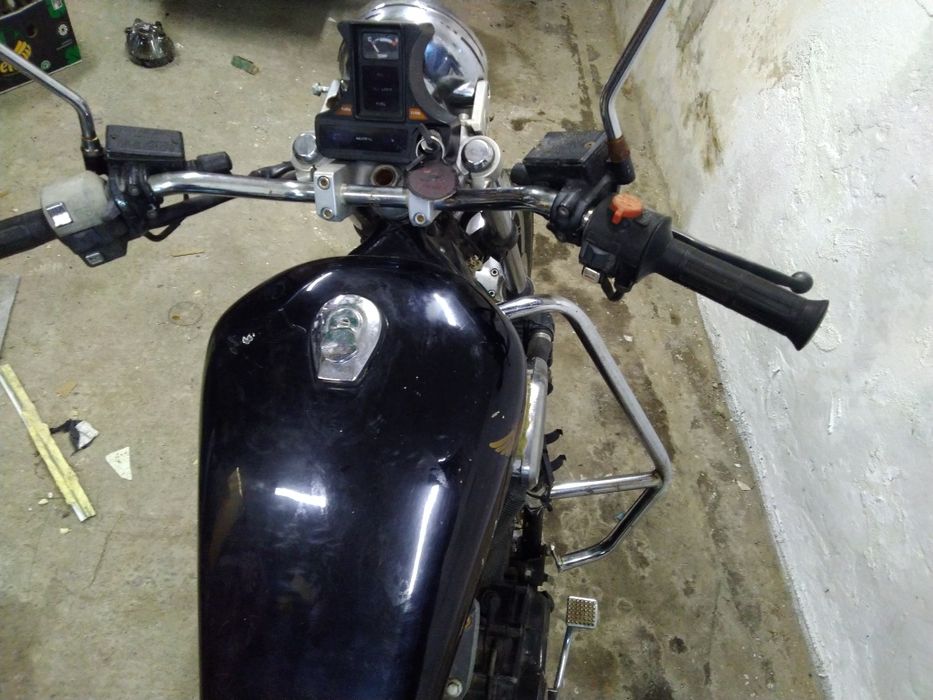 Honda VF 750 C RC 09 V45 MAGNA części