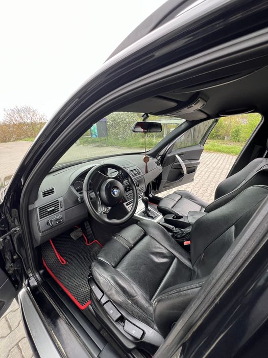 BMW X3 E83                          .