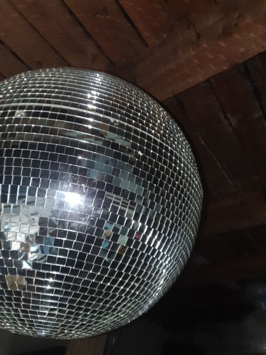 Kula dyskotekowa z napędem 60cm średnicy disco