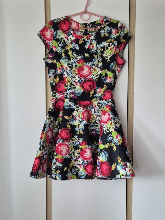 Сукня S безкоштовно