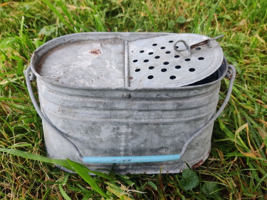 Sadzyk na ryby metalowy