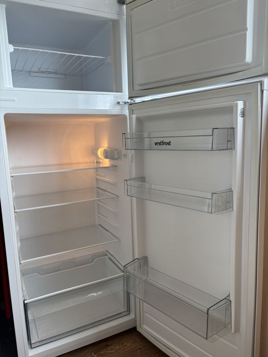 Холодильник Vestfrost