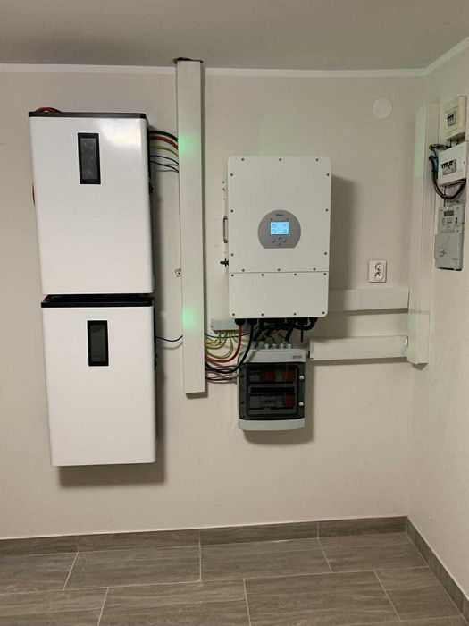 Magazyn Energii LiFePO4 5.12kW z wyświetlaczem - WYPRZEDAŻ | VoltStack