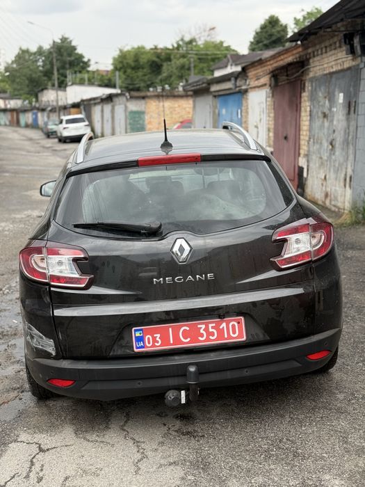 Продам Renault Megane 3 2010 1.6 бензин