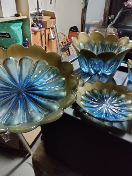 Peças de louça decorativas