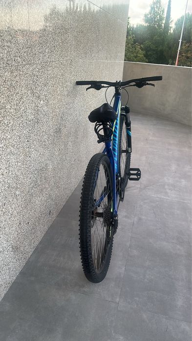 Bicicleta Specialized Rockhopper Sport 29
