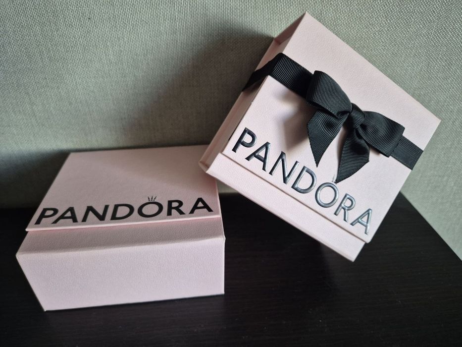 Пакування від Pandora