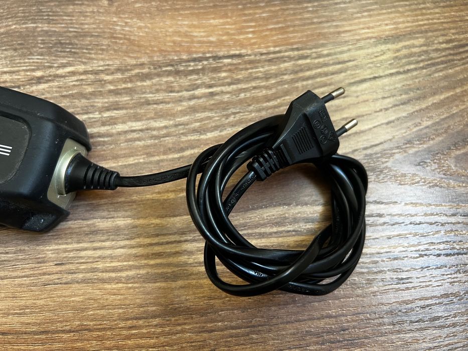 Carregador Porsche Charge-o-mat Pro 5A