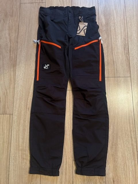 Nowe spodnie Revolution Race GPx Pro Pants L/52