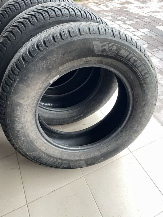 Резина зимня Michelin 215 / 65 / 16