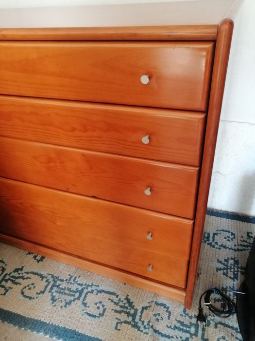 CÓMODA Em Madeira Maciça + Oferta