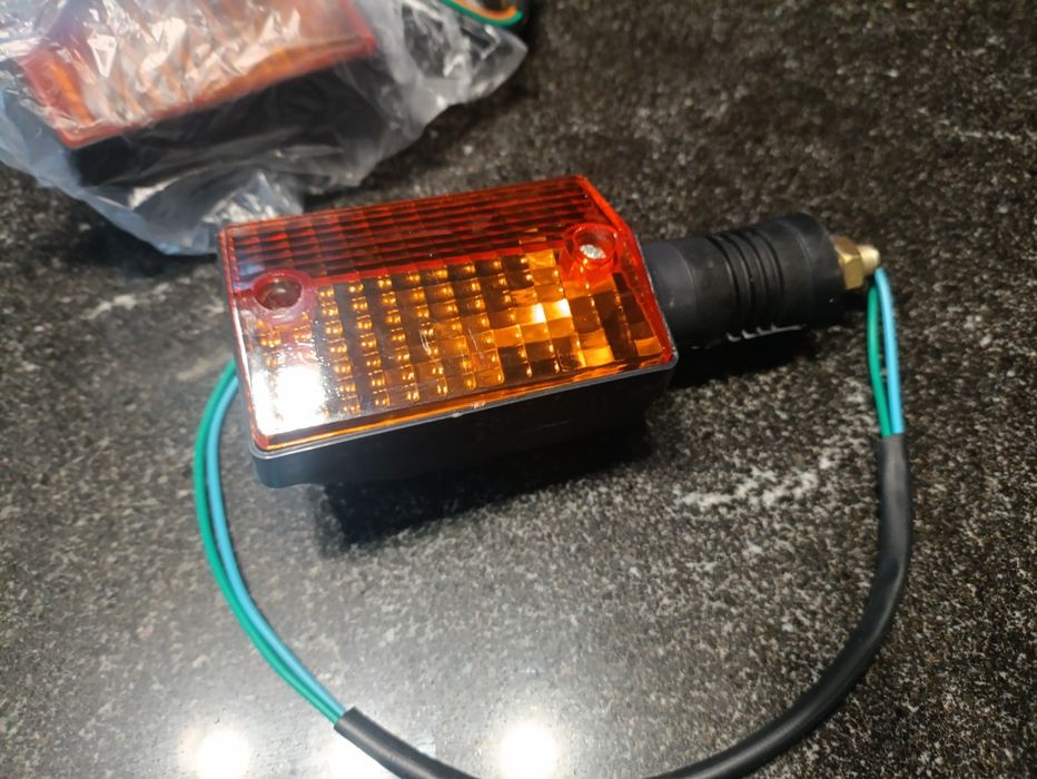 Kierunkowskaz Yamaha DT 125 XT 350 600