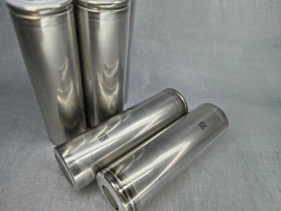 Новый аккумулятор 21700 BAK N21700CG 5000mAh 10A акб для фонарей