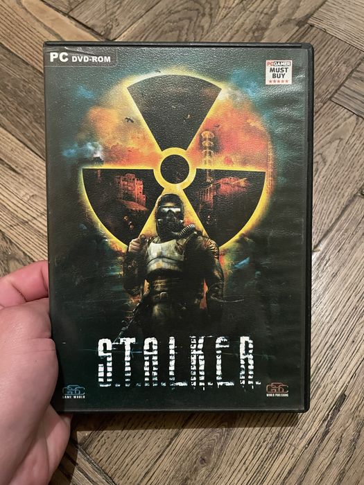 Продам игру Stalker(тени Чернобыля) (лицензированный)(редкий)
