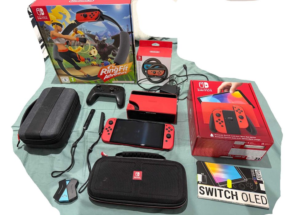 Nintendo Switch Oled Mario Red Edition z akcesoriami, jak nowa