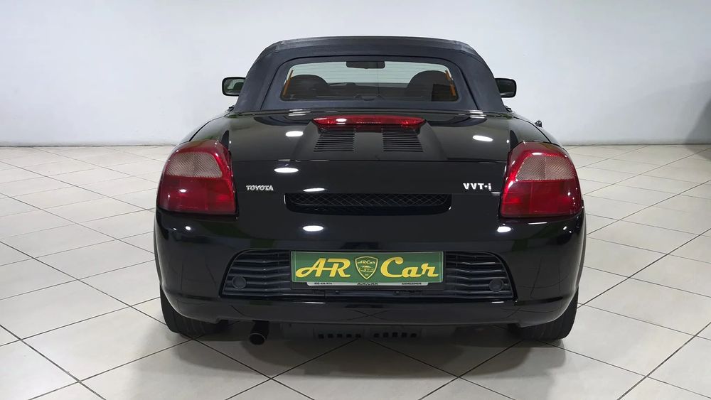Toyota MR2