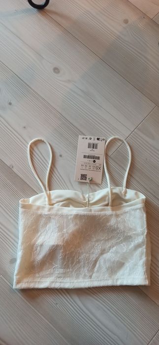 Komplet (spodnie i top) w rozmiarze XS