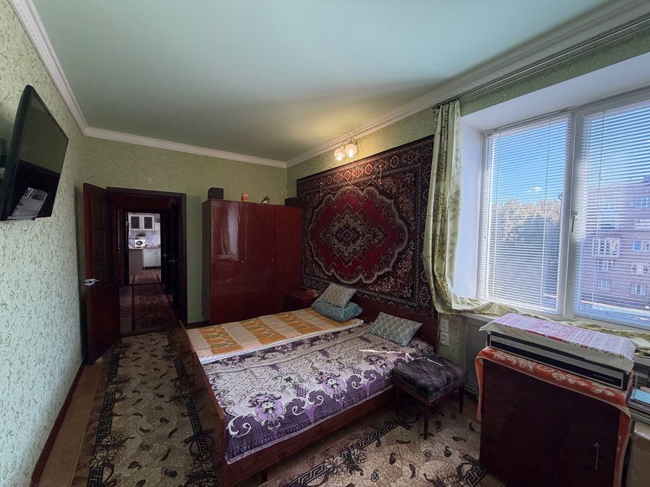 Продаж 2 кімн. Металургів 18, Автономка, Соцмісто