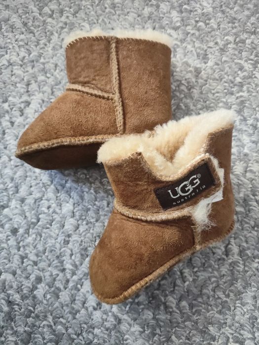 Dziecięce buty ugg r 19