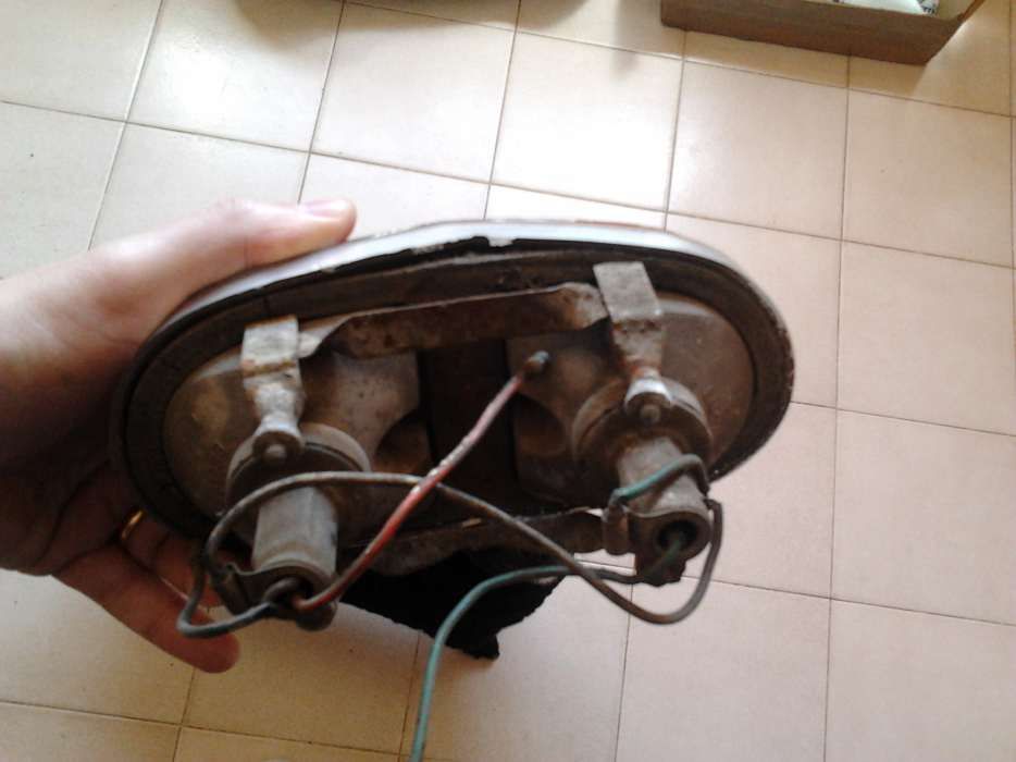 farolim tras vauxhall viva