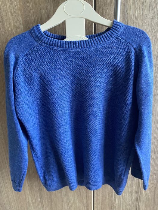 Продам светр Next