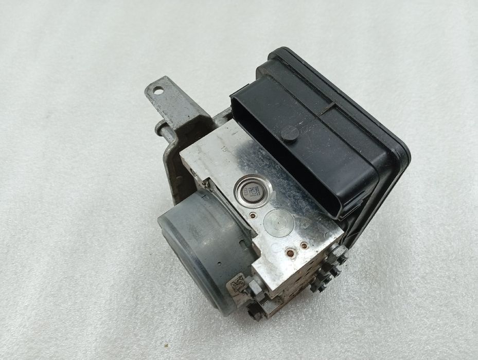 Módulo de abs - mercedes-benz c-class (w205) | 13 -
