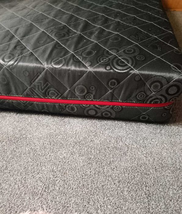 Sprzedam Materac 140x200