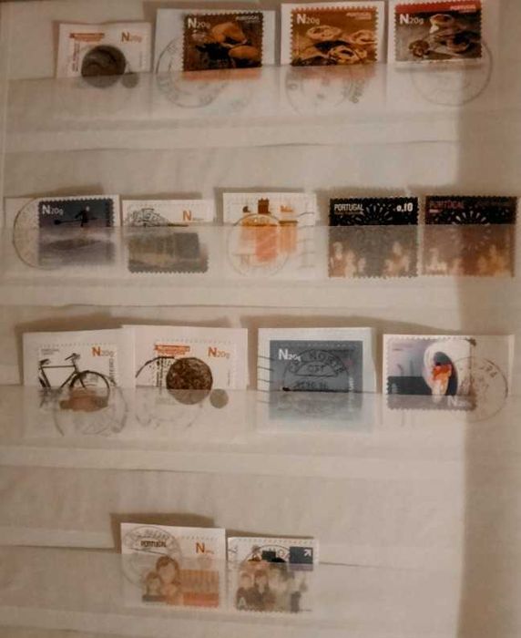 15 selos de Portugal com carimbo bem definido