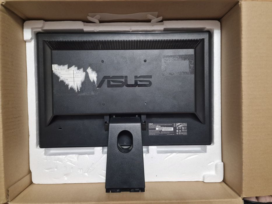 Два Монітори Acer і Asus VH192 19'' HD 720P VESA