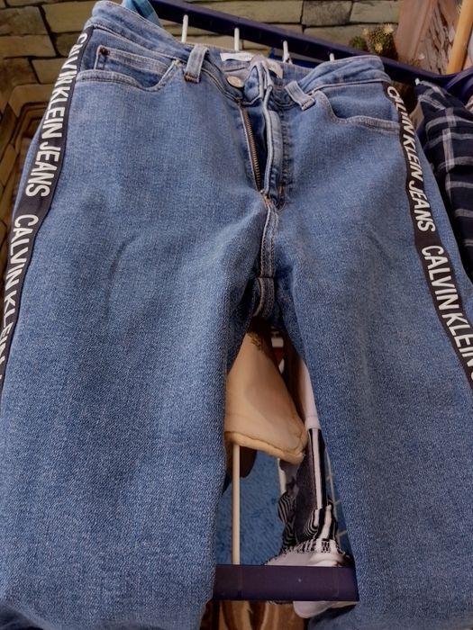 Джинси Calvin Klein жіночі з лампамаии