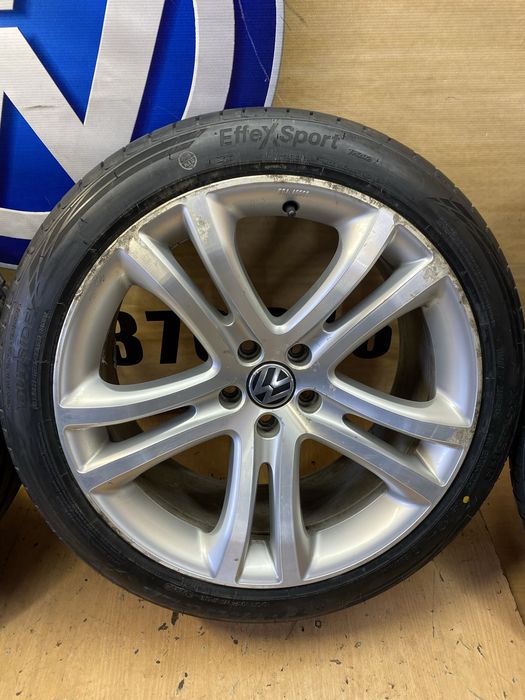 Диски R-Line  з новими літніми шинами 235/45 R19 5x112 шини титати